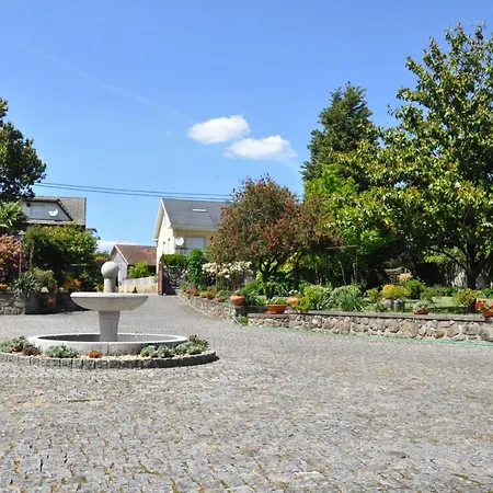 Quintinha D'avo לינה וארוחת בוקר 3*