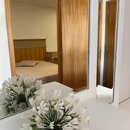 לינה וארוחת בוקר Quintinha D'avo